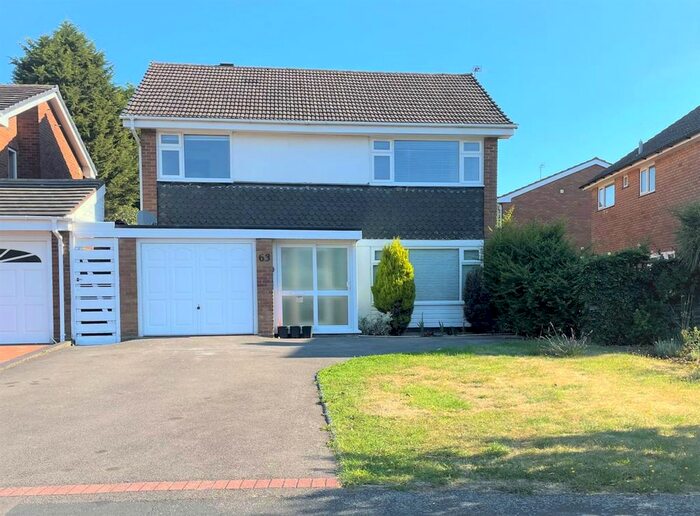 4 Bedroom Detached House To Rent In Gloucester Road, Walsall, WS5