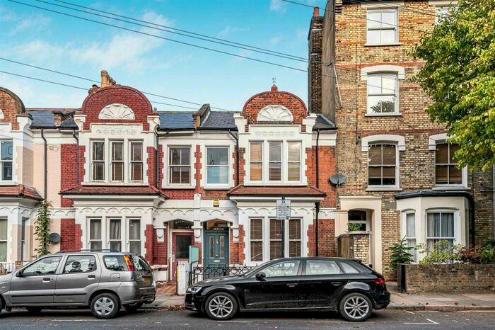 4 Bedroom Terraced House To Rent In Moray Road, Finsbury Park, N4