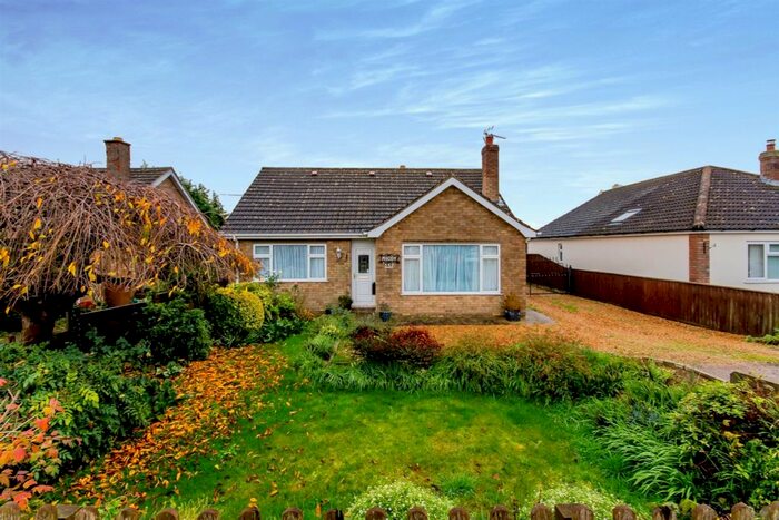 3 Bedroom Detached House For Sale In Smeeth Road, Marshland St. James, Wisbech, PE14