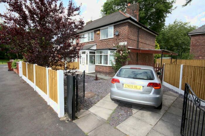 3 Bedroom Semi-Detached House To Rent In Daine Avenue, Manchester, M23