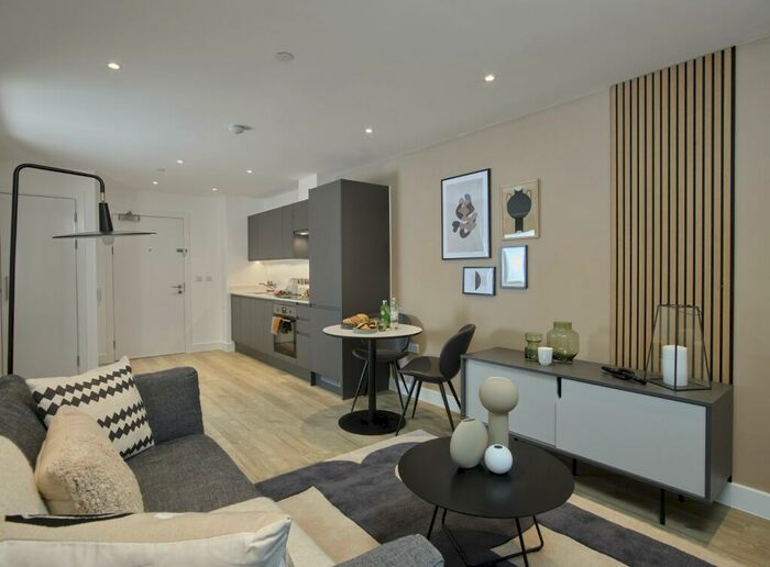 1 Bedroom Apartment To Rent In Pin Yard Leeds, LS11