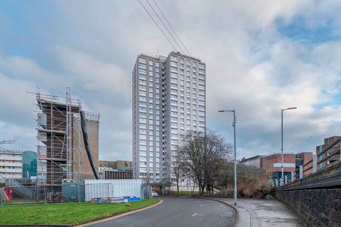 2 Bedroom Flat To Rent In Dundasvale Court, Flat -, Cowcaddens, Glasgow, G4