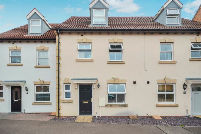 4 Bedroom House To Rent In Nero Way, North Hykeham, Lincoln, LN6