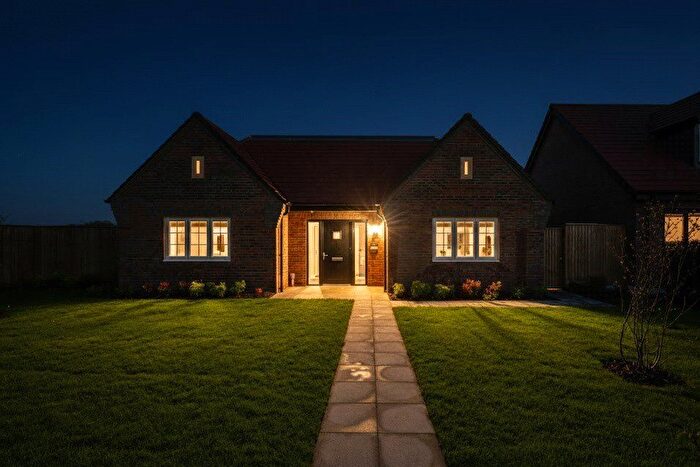 2 Bedroom Bungalow For Sale In Bowbrook Copse, Monk Sherborne Road, Charter Alley, Hampshire, RG26