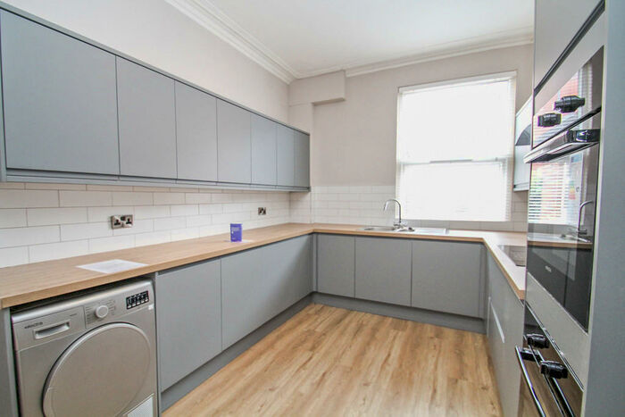 5 Bedroom Terraced House To Rent In Lucas Street, Woodhouse, LS6