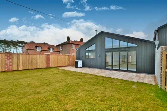 3 Bedroom Barn Conversion For Sale In Heath Road, Corpusty, Norwich, NR11