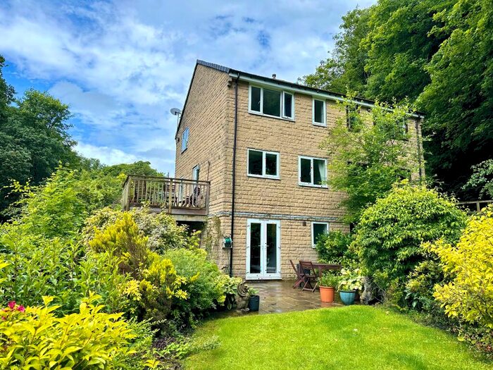 3 Bedroom Semi-Detached House For Sale In The Dell, Eaves Road, Hebden Bridge, HX7