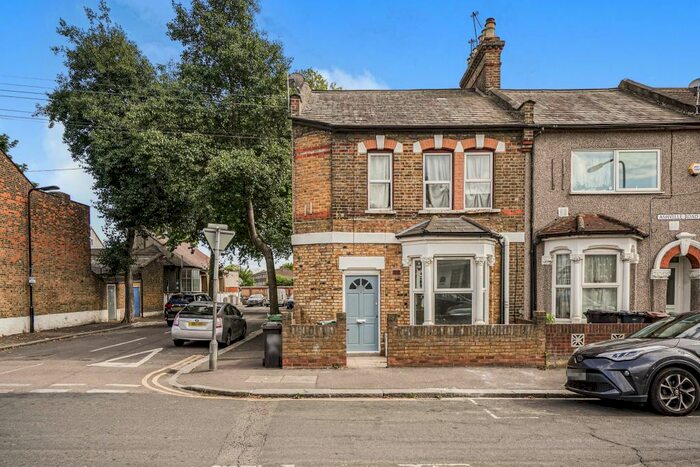 1 Bedroom Flat To Rent In Ashville Road, E11