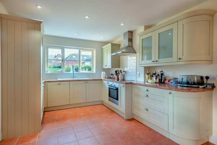 4 Bedroom Property To Rent In Norwich Road, Saxlingham Nethergate, Norwich, NR15