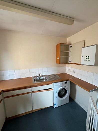 15 Bedroom Block Of Flats To Rent In English Street, Peterborough, PE1