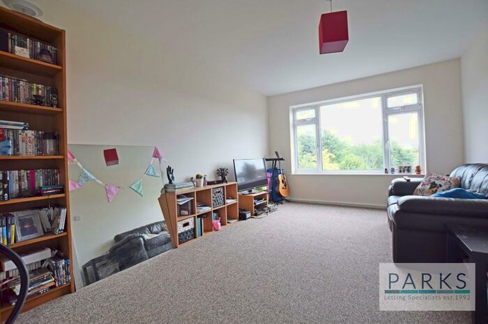 1 Bedroom Flat To Rent In Windermere Court, Brighton, BN2