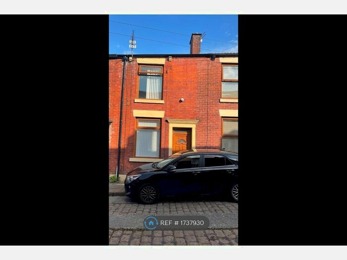 2 Bedroom Terraced House To Rent In Sand Street, Stalybridge, SK15