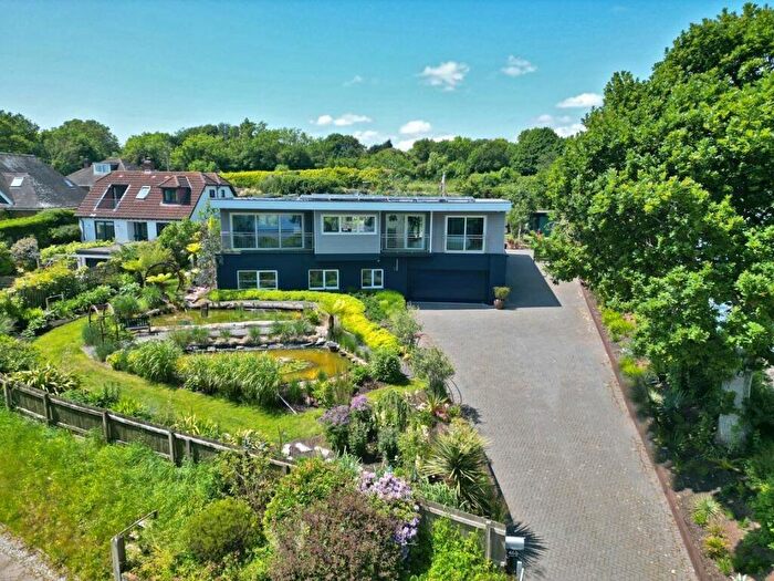 4 Bedroom Detached House For Sale In Cofton Hill, Cockwood, EX6