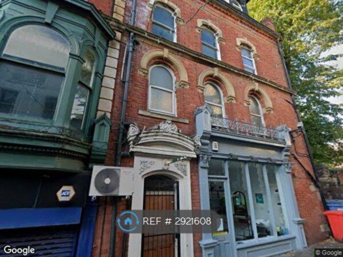 1 Bedroom Flat To Rent In New Briggate, Leeds, LS2