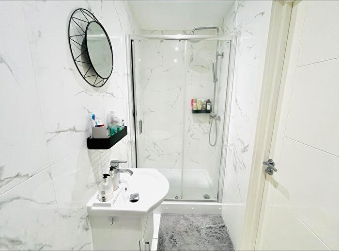 1 Bedroom Apartment For Sale In Queens Terrace, Southampton, SO14