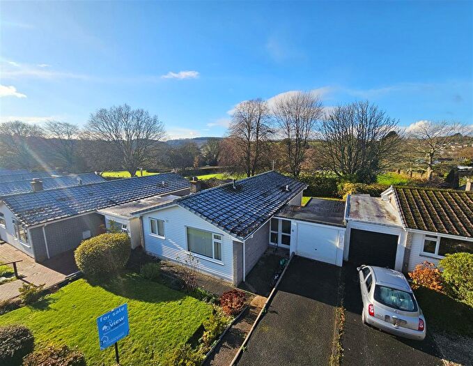 3 Bedroom Semi Detached Bungalow For Sale In Grenville Drive, Tavistock, PL19