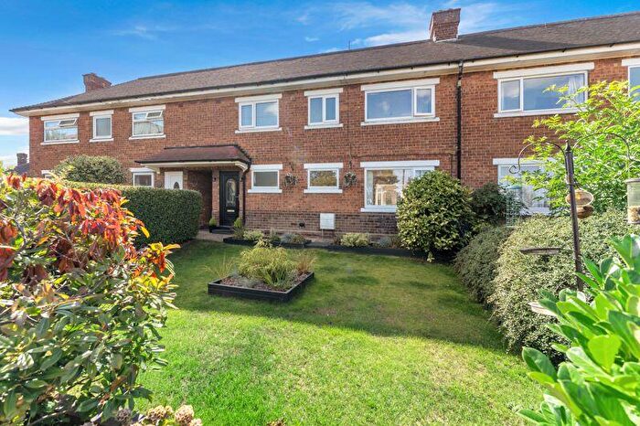 3 Bedroom Terraced House For Sale In School Walk, Cleethorpes, DN35