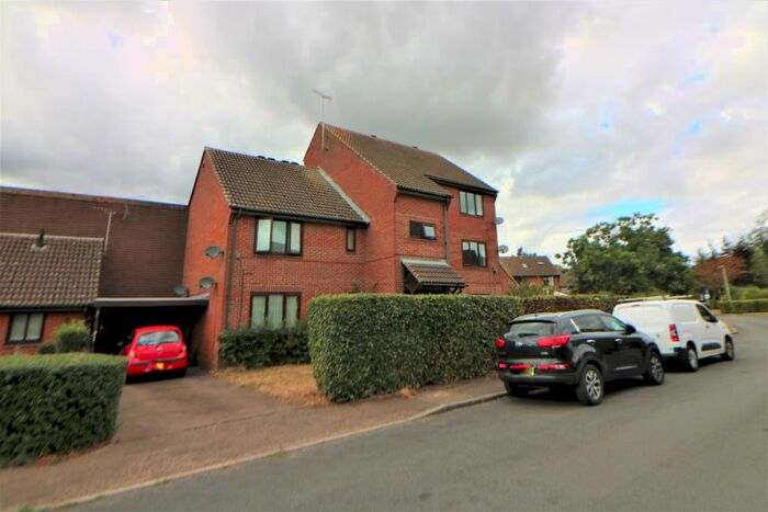 1 Bedroom Flat To Rent In Dalewood, Welwyn Garden City, AL7