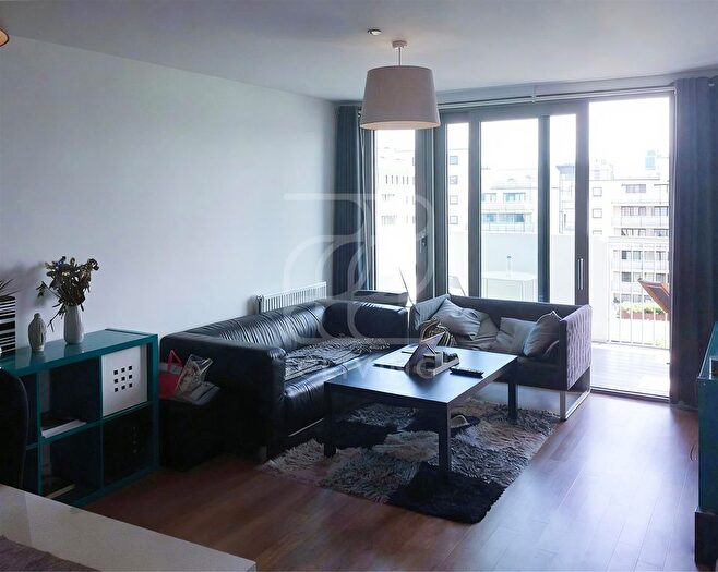 2 Bedroom Flat To Rent In Waterside Heights, London, E16