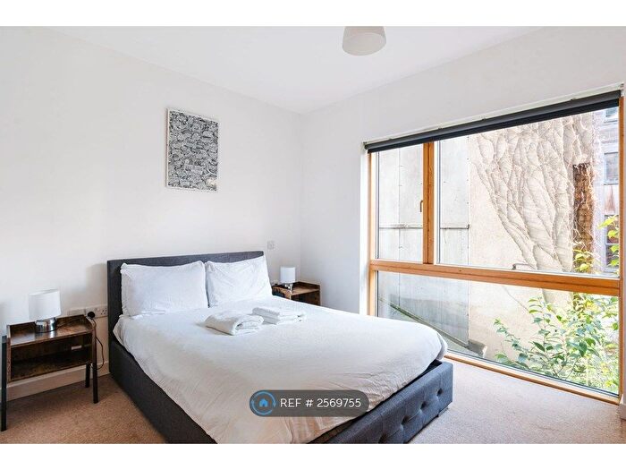 1 Bedroom Flat To Rent In Dalston Lane, London, E8