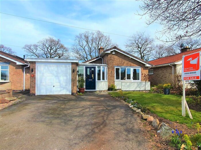 2 Bedroom Bungalow For Sale In Castle Rock Drive, Coalville, LE67