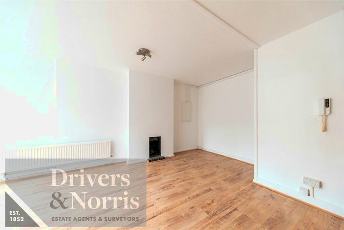 Apartment To Rent In Margery Fry Court, Tufnell Park Road, London, N7