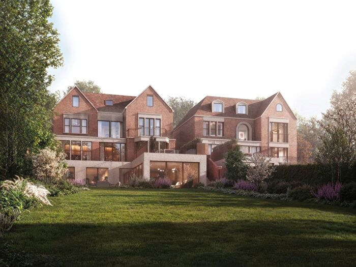 5 Bedroom Detached House For Sale In Prowse Avenue, Hertfordshire, WD23