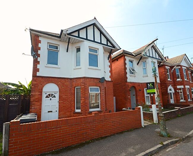 2 Bedroom Flat For Sale In St. Marys Road, Bournemouth, BH1