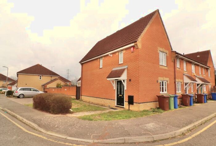 3 Bedroom House To Rent In Swiftsure Road, Chafford Hundred, RM16