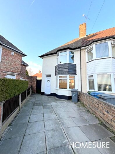 2 Bedroom Semi-Detached House To Rent In Ramsbrook Close, L24