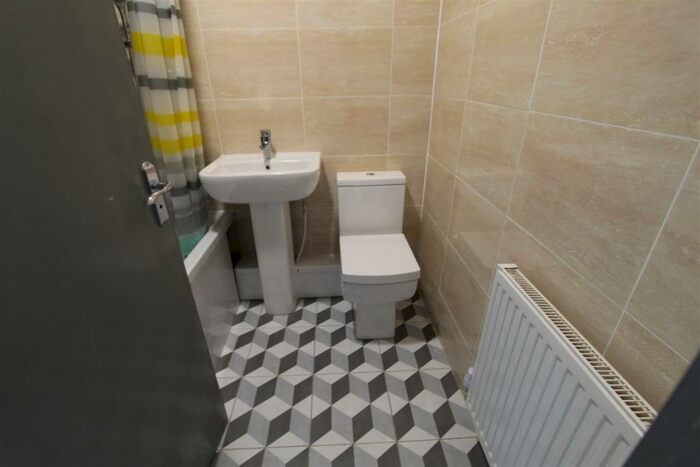 2 Bedroom Apartment To Rent In Cleaver Street, Burnley, BB10