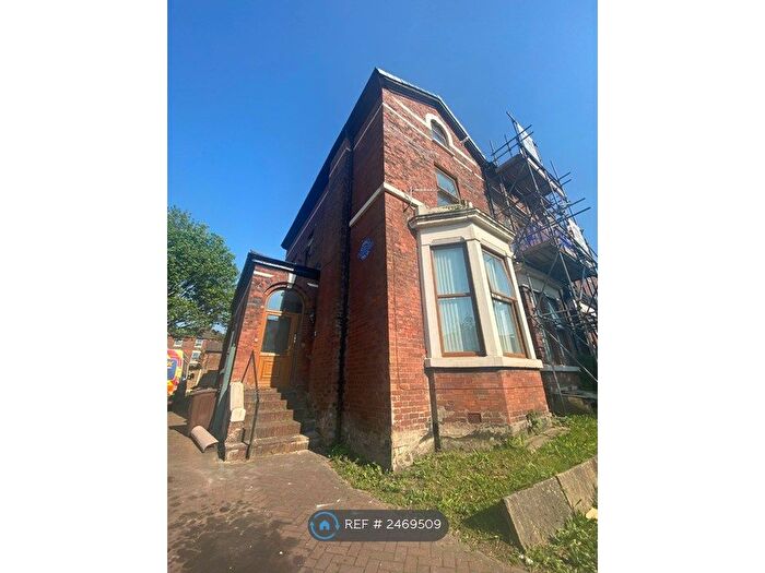 2 Bedroom Flat To Rent In Pembroke Road, Bootle, L20