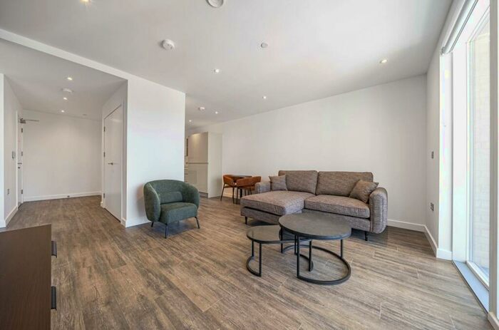 1 Bedroom Apartment To Rent In Dawes Street, London, SE17