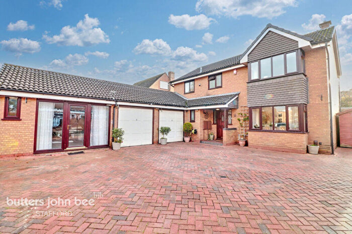 4 Bedroom Detached House For Sale In Pulteney Drive, Stafford, ST16