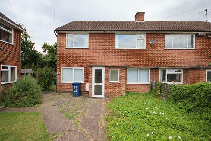 2 Bedroom Maisonette To Rent In Howard Close, Cambridge, CB5