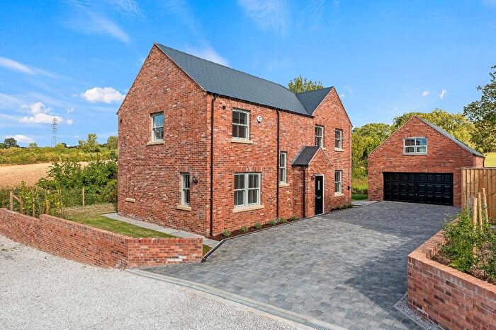5 Bedroom Detached House For Sale In Church Road, Stanfree, S44