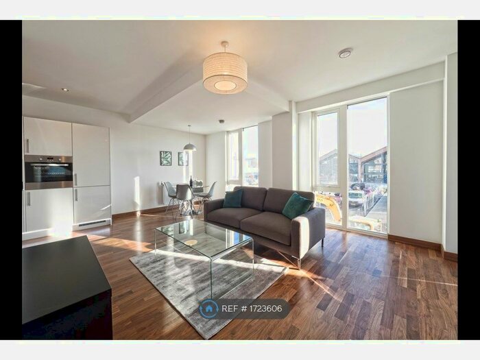 1 Bedroom Flat To Rent In Elliot Lodge, London, SE10