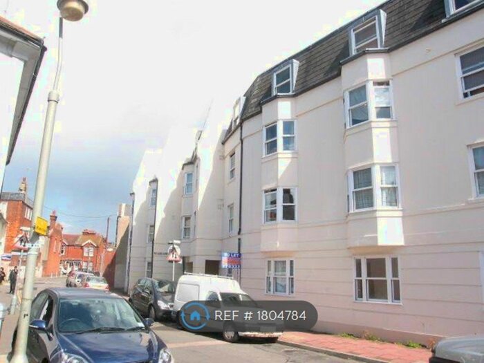 1 Bedroom Flat To Rent In Marlow Court, Brighton, BN2