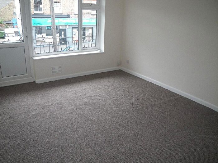 2 Bedroom Flat To Rent In Sydenham Road, Croydon, CR0