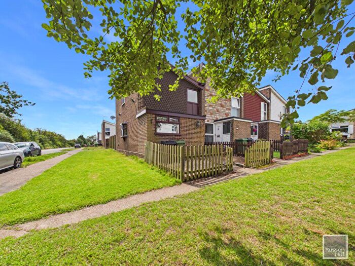 3 Bedroom Semi Detached House For Sale In Gunton Lane, New Costessey, NR5