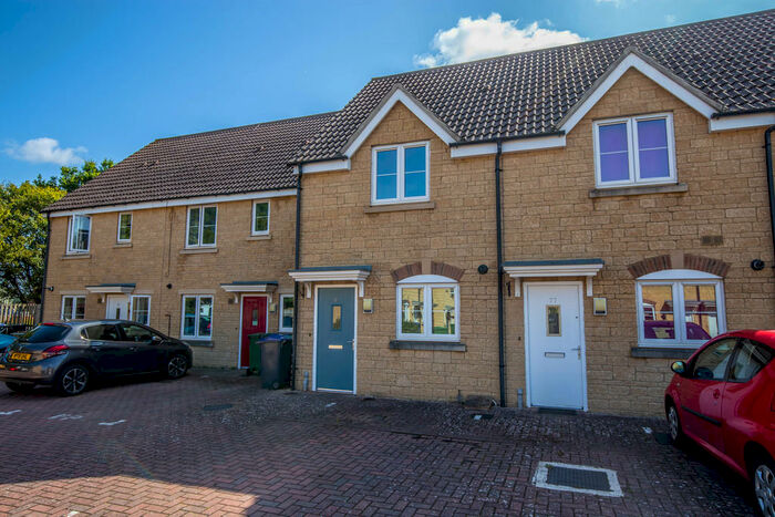 2 Bedroom End Of Terrace House To Rent In Loiret Crescent, Malmesbury, SN16