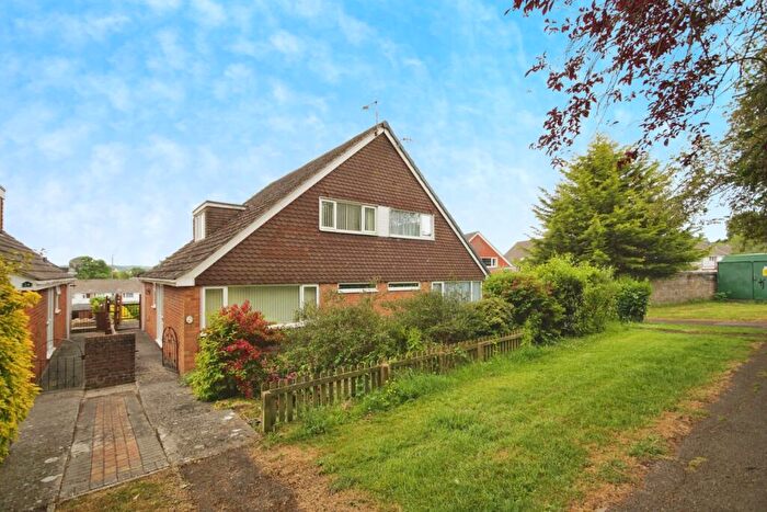 3 Bedroom Semi-Detached House For Sale In Maple Walk, Pucklechurch, Bristol, BS16
