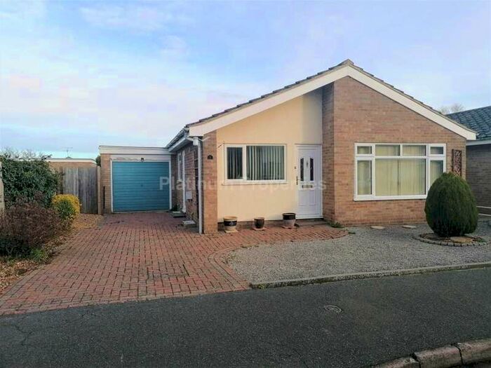 2 Bedroom Bungalow To Rent In Wheats Close, Witchford, CB6