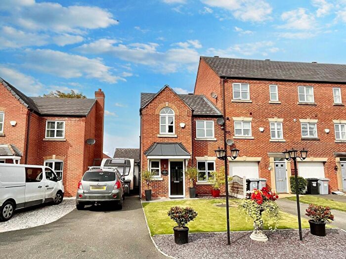 3 Bedroom Terraced House For Sale In Ursuline Way, Crewe, CW2