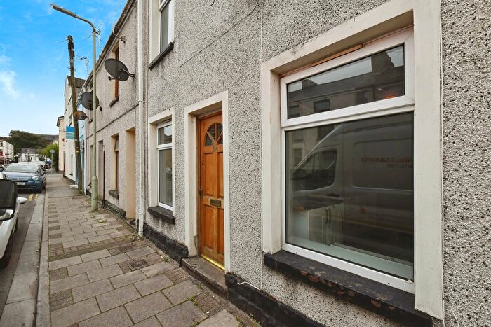 2 Bedroom Terraced House For Sale In Whitcombe Street, Aberdare, CF44