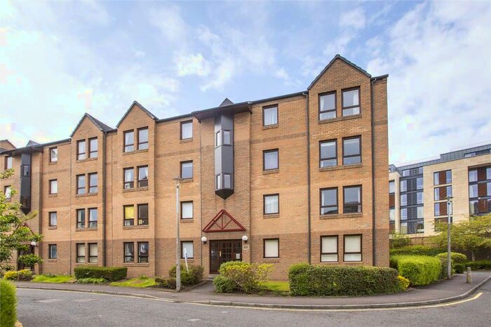 2 Bedroom Apartment To Rent In Parkside Terrace, Newington, Edinburgh, EH16