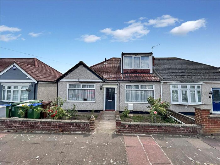 4 Bedroom Bungalow For Sale In Corbylands Road, Sidcup, DA15