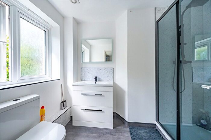 2 Bedroom Flat For Sale In Wharfdale Square, Tovil, Maidstone, ME15