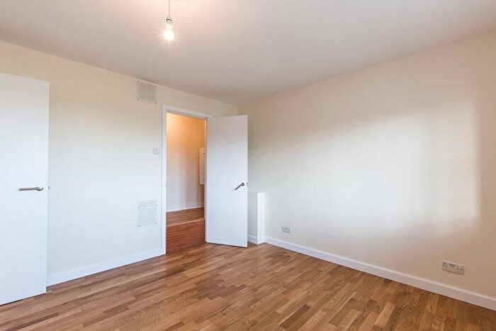 2 Bedroom Duplex To Rent In Martlesham, Panshanger, AL7