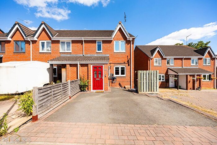3 Bedroom End Of Terrace House For Sale In The Lynch, Polesworth, Warwickshire, B78